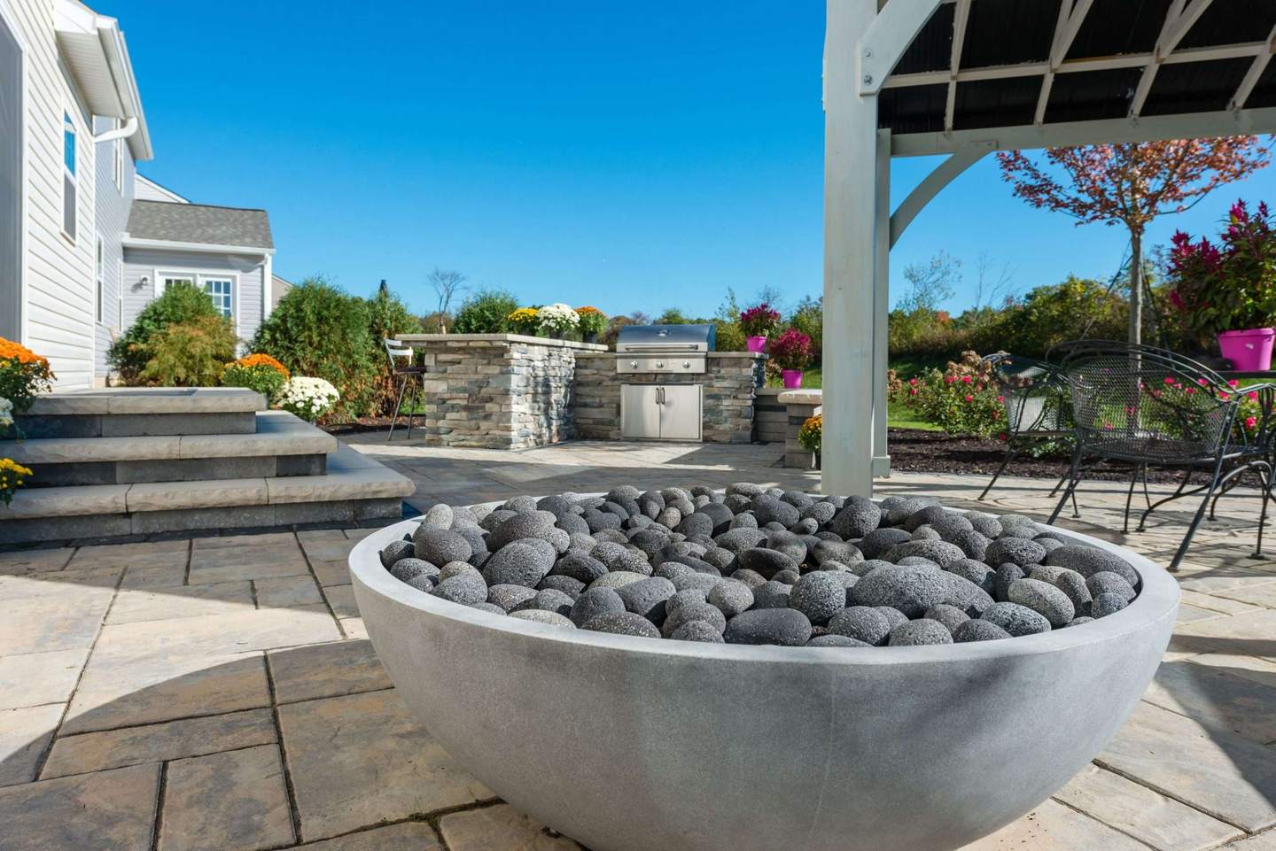 Outdoor Living Spaces 14 Scaled