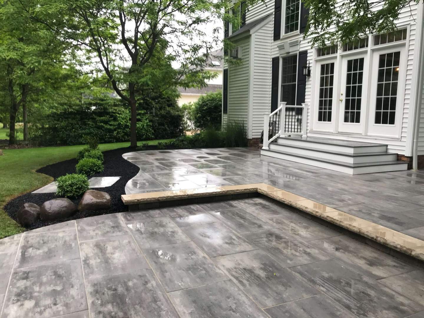 Outdoor Living Spaces 35 Scaled